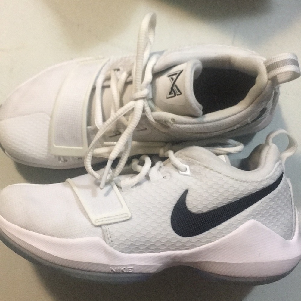 Nike Youth PG's (Paul George) basketball shoes